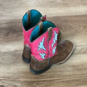 Girls Ariat cowboy/cowgirl boots size 2